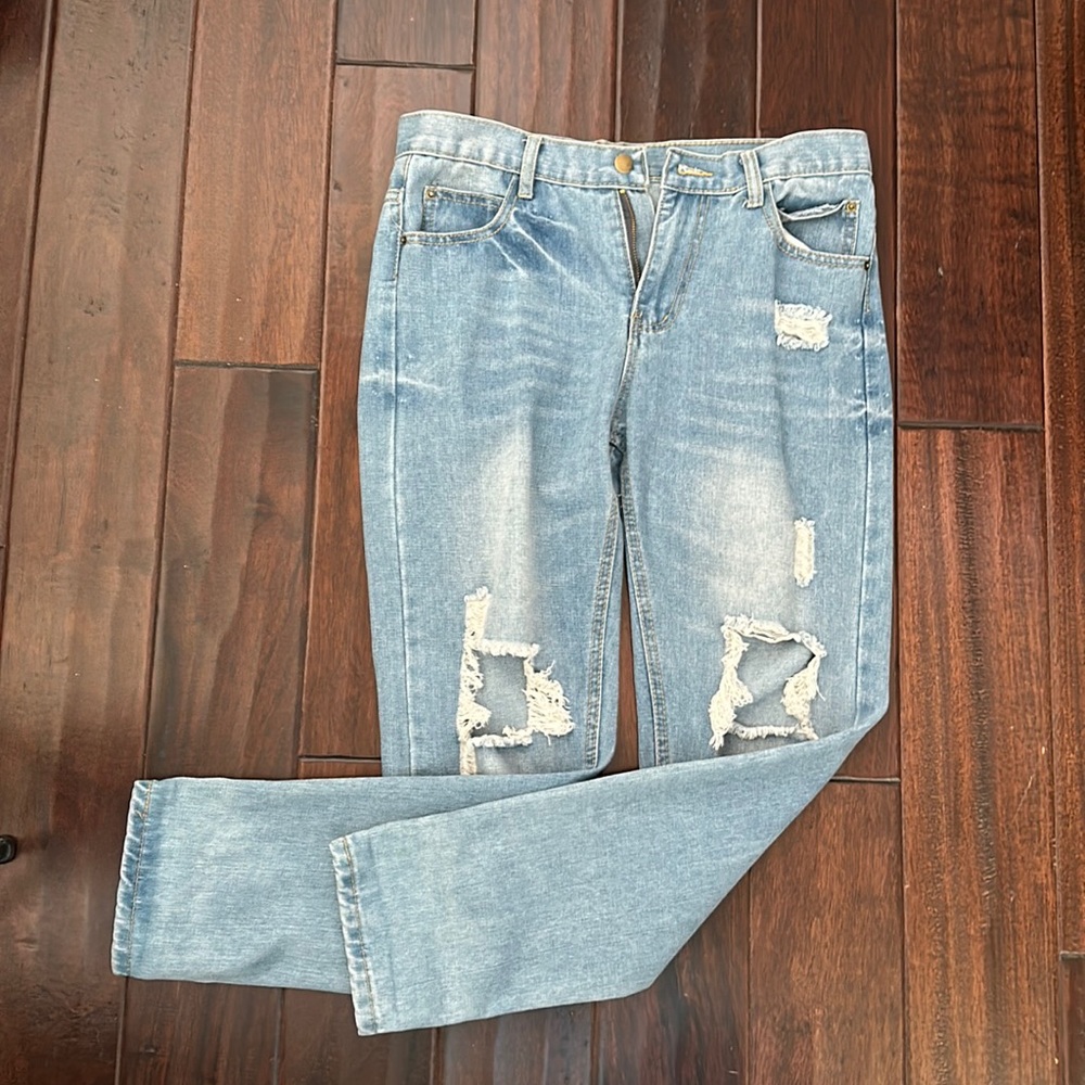 Ripped Stone Washed Jeans